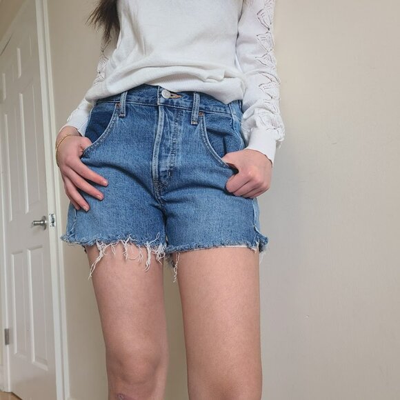 Ética Hevan Relaxed Fit Size 26  Raw Hem High Rise Two Tone Denim Cutoff Shorts - Picture 2 of 9